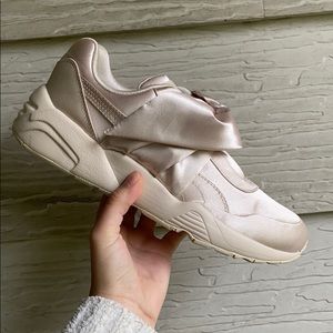 Fenty puma, pink tint sneaker